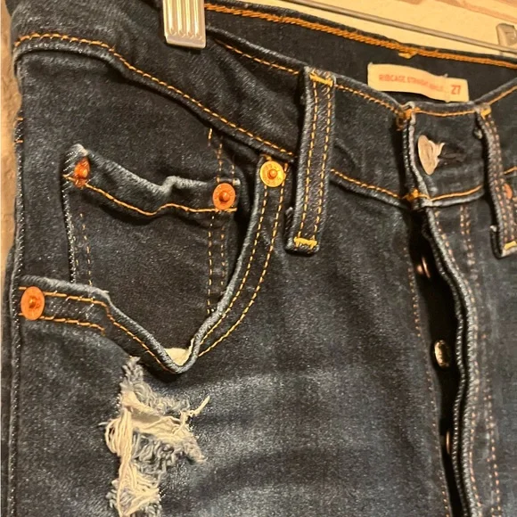 Levi’s Women SZ 27 Ribcage Straight Ankle Distresses High Wasted Dark Wash Jeans - Picture 6 of 7